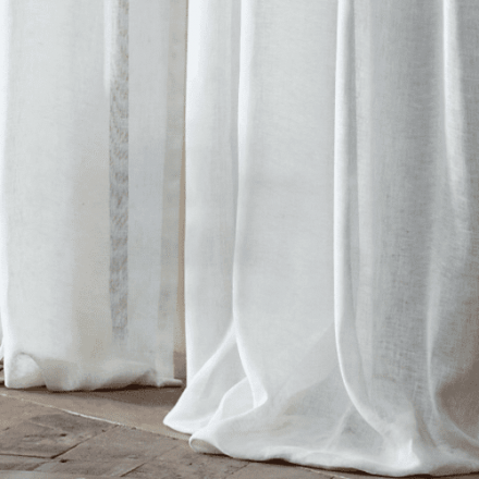 Voile Lervik 101 white 260 cm