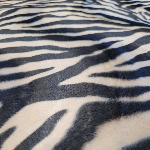 Velbour janni zebra svart kamel