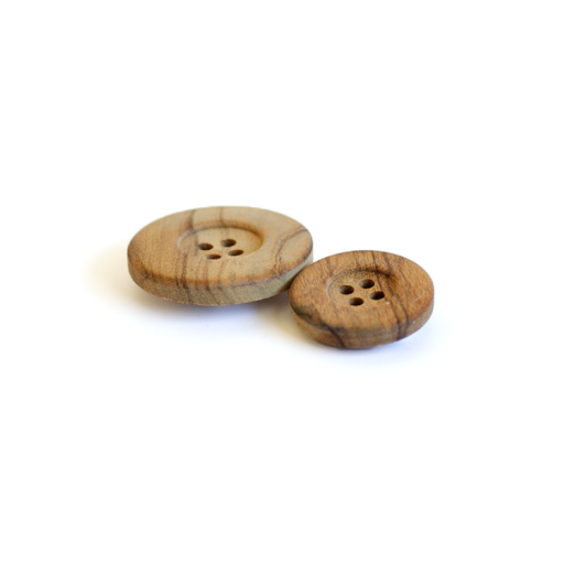 Button nature rund 4 håls 18 mm wood